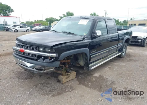 2000 Chevrolet Silverado 2500 Ls z USA, uszkodzony, nr VIN 1GCGK29U0YZ222099